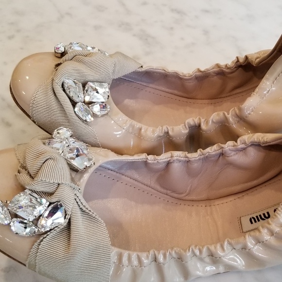 Miu Miu Nude Crystal Bow Patent Ballet Flat 38.5 - Picture 5 of 8